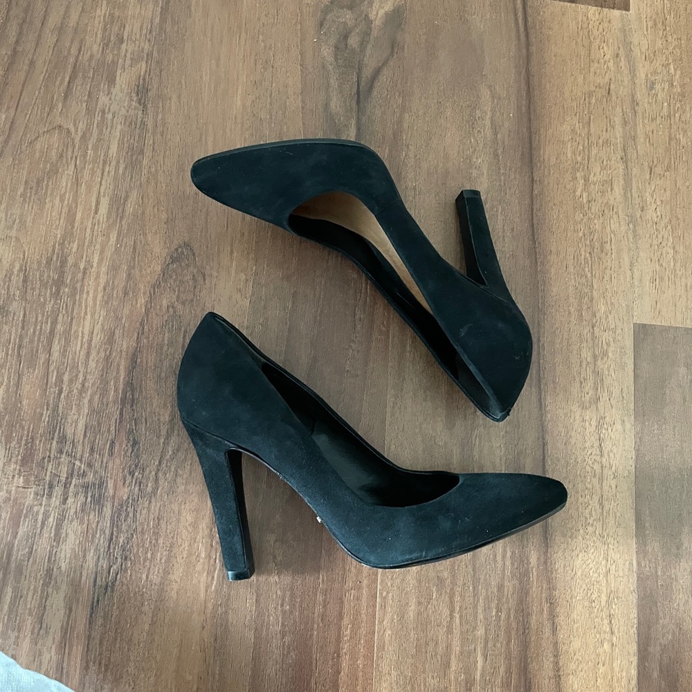 Schutz pumps suede 7